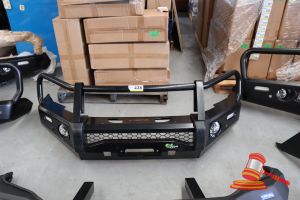 438 · IRONMAN 4x4 BULLBAR WITH LIGHTS TO SUIT TOYOTA HILUX (NO MOUNTING KIT)