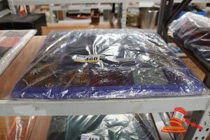 460 · APPROX 10 x ASSORTED SEQUIN CUSHION COVERS, 60 x 60cm
