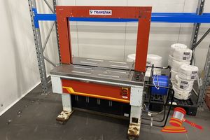 148 · TRANSPAK SERIES HIGH SPEED STRAPPING MACHINE. MODEL TP601D1. MOBILE. MAX WRAPPING DIAM APPROX 800 X 590MM. UNTESTED. AVG/FAIR CONDITION. CORROSION ON LEGS
