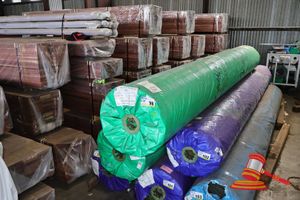 98 · ROLL OF EXQUISITE TURF, SUNSET LENGHT 25mts x WIDTH 3.75mts, PILE HEIGHT 35mm- WEIGHT 350KL, APPROX
