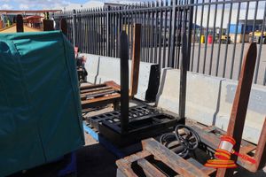 51 · SKID STEER PALLET FORKS (SSQA/UNIVERSAL QUICK ATTACHED)