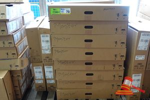 70 · PALLET OF APPROX 30 X VARIOUS LCD MONITORS (NO STANDS), QUANTITY OF DELL MONITOR STANDS, ALL ITEMS UNTESTED (SOME MARKS / NO CABLES)