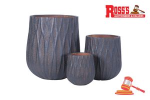 Matching set of 3 Grey Planters - Sizes: 30.5 x 24.5 cm, 37 x 29.5 cm, 43 x 36 cm, RRP $340 Create a stylish designer display from the Leafy Planter range, featuring a rounded planter with a decorative leafy texture, this range brings a clean, contemporary look to homes, patios, courtyards, entryways and landscaped spaces. Constructed from lightweight fibreclay construction, it combines practical lightweight handling with a premium look. It is designed for indoor and outdoor use, Drainage hole i