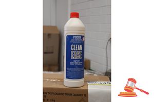 2x BOXES OF CLEAN EASY HEAVY DUTY DRAIN CLEANER, 1L PER BOTTLE, 20x BOTTLES TOTAL
