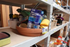 180 · BUNDLE OF ASSORTED ITEMS INCLUDING: SUPER GLUE, SPRAY PAINTS ETC