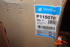 4 X Donaldson Air Filter P115070, 1 X Air Filter, Approx; 60cm D X 96cm H, (Poss Unused, Boxed / Some Damage To Outer Packaging, On Pallet), (B7274836), (Po 81947695/04, Plant# 1002)