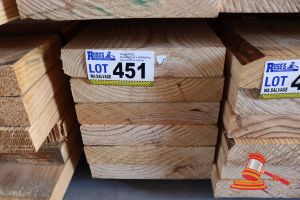 451 · 6x LENGTHS OF STRUCTURAL MGP 10, UNTREATED PINE TIMBER, APPROX 240 x 45mm x 2.4m