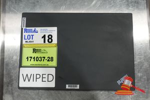 Lenovo T14s, 14 Inch Touch Notebook, Intel Core I5 1135g7 2.40ghz, 16gb Ram, Two Damaged Keys, 256gb Ssd / No Os, Sn: Pc2cn0lc / An: Itt34546, Untested (Some Marks / No Charger )