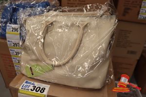 309 · BOX OF WINE COOLER BAGS