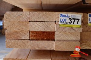 377 · 12x LENGTHS OF NON-STRUCTURAL, UNTREATED PINE TIMBER, APPROX 120 x 45mm x 2.4m