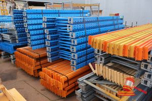 34 · Qty of Heavy Duty Longspan Shelving 15 @ 2438mm high frames 32 @ 2743mm long beams