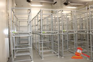 94 · 10 X GALVANISED 2 TIER HANGING/DRYING RACKS. CAN ALSO BE USED AS STORAGE STILLAGE. APPROX 1010 X 1010 X H1450MM