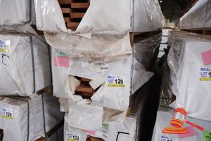 Pack Of Karri Skip Dressed, Feature, 100mm X 25mm, Lm 402, Pack Size 5.4mt X 500 X 500, Random Lengths (Pack# 320024123)