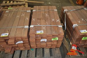 160 · PACK OF JARRAH DECKING FEATURE, 086 x 019, , 9.82M2 WITH 9.5mm GAP (PACK NO: 320026180) 108 LM, TRANSPORT DIMS PACK SIZE L900 x W520 x H450