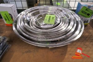187 · S/S MIXING BOWL SET 10