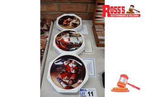 11 · 3 X COLLECTOR PLATES, SANTA CLAUS THEMED, OCTAGONAL WHITE FRAMES, WITH CERTIFICATES OF AUTHENTICITY