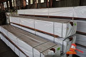 36 · JARRAH SKIP DRESSED, FEATURE, 100mm x 19mm, 330LM, TRANSPORT DIMS L3.7 x W500mm x D350mm, APPROX WEIGHT 400/500KG, RANDOM LENGTHS (PACK# 320029849)