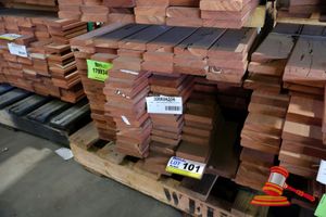 101 · PACK OF JARRAH DECKING, FEAURED, 086 x 019, 13.1M2 WITH 5mm GAP, LM 144, (PACK NO: 320026226) TRANSPORT DIMS L1200 x W520 x H450,
