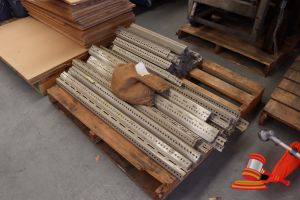 Pallet Of Slotted Angles, Approx 100x 1200mm, 100x 600mm, Approx 30x Sheets Of Chipboards, 1210 X 600mm (Some Damaged)