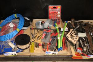 76 · TRAY OF ASSORTED TOOLS INCLUDING CRAFTRIGHT COUNTERSINK DRILL BIT SET, PLIERS, ADJUSTABLE SPANNERS, SCREWDRIVERS, GALVANISED TIE WIRE, DIABLO 1/2" UNIVERSAL EXTENSION, INSULATED ELECTRICAL CABLE, STEPPED DRILL BITS