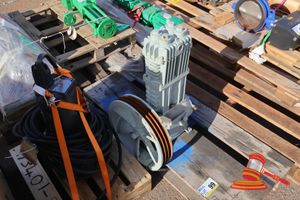 99 · 1 X CORKEN GAS COMPRESSOR, MODEL: 290K3B, SN:HM10060, CRANKCASE CAPACITY 1.5 QTS (1.4 LIT), BELT DRIVEN (SOME MARKS)