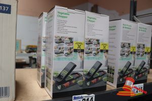 214 · 4x VEGETABLE CHOPPERS, UNOPENED