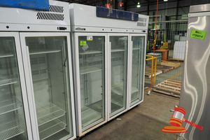 30 · WILLIAMS 3 GLASS DOOR FRIDGE, SERIAL# HP53GDCB-000, 230-240V, 50HZ, 1-PHASE, #72473, 5 AMPS (CMR158840, #TCKU9793586-WHEATSTONE)