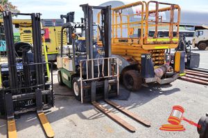 20 · YALE FORKLIFT GLP050RD, SN G874096, LPG POWERED (GAS BOTTLE INCLUDED), PNEUMATIC TIRES, 23,810HRS SHOWING (KEY 14)
