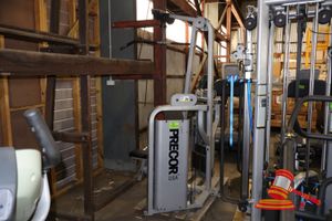 1 X Precor Cable Lat Pulldown Machine, Model: Ft334,Approx; 1.7m W X 1.1m L X 2.4m H (Some Marks), On A Pallet