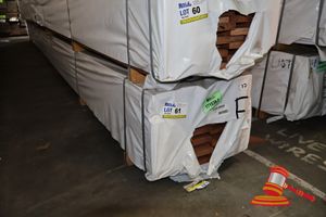 61 · PACK OF KARRI SKIP DRESSED, FEATURE, 100mm x 25mm,LM 407, PACK SIZE 5.4MT x 500 x 500, RANDOM LENGTHS (PACK# 320026898)