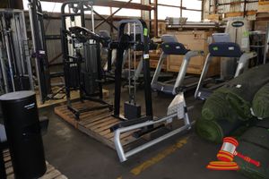 Plate Loaded Lateral Raise Machine, Some Marks/Rust, Worn Grab Handles, Approx; 940mm L X 630mm W X 1.7m H,