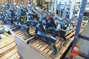 27 · SYNERGY SPIN BIKE, BLACK/GREY, (SOME MARKS / UNTESTED)