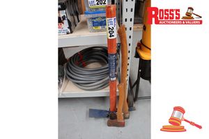 204 · 3x ASSORTED AXES