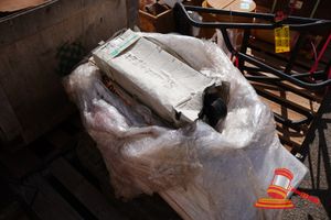 ON PALLET 3 x ENERPAC P39 SINGLE SPEED ULTIMA STEEL HYDRAULIC HAND PUMPS, DIMENTIONS 1100mm x 550mm