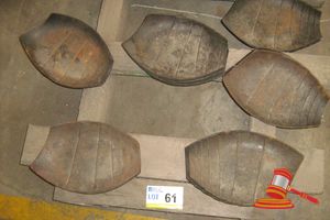 61 · 13 x CAST IRON SIZZLING PLATES