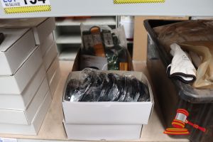 160 · BUNDLE WITH 2x BOXES OF SAFETY GLASSES, FULL BODY HARNESS AND CARABINERS