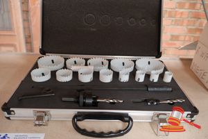 Universal Hole Saw Kit