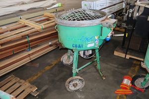 40 · 1 X UNIMEC FORGED ACTION PAN MIXER, MODEL: FG1515MM, 230V, 24 RPM, 110KG CAPACITY, APPROX; 670MM D X 1.1M H, USED CONDITION, SOME RUST/MARKS