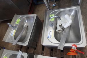 2 X BRITEX STAINLESS STEEL KNEE OPERATED HAND BASIN. USED. APPROX 500 X 430 X H230MM
