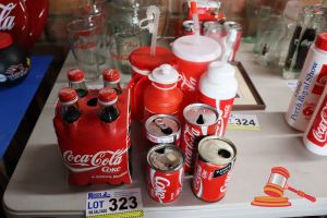 323 · BUNDLE WITH COCA-COLA BOTTLES, CANS AND GLASSES