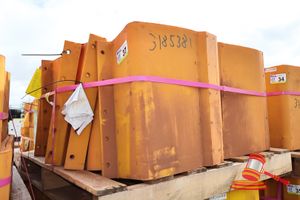 Multotec Beam Liners, 400x400x540, Includes:Approx 8 X Liner Square Bottom Deck, Yellow, Dimensions: 1.2m X 1.2m X 700mm On Pallet, Weight: 300kg Per Bundle, Multotec Part No: 292656 (Used, Some Marks), (B9218372)