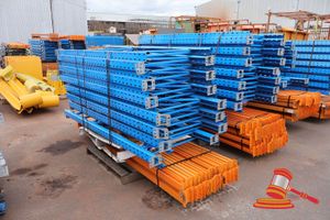 68 · Qty of Heavy Duty Longspan Shelving 15 @ 2438mm high frames 32 @ 2743mm long beams