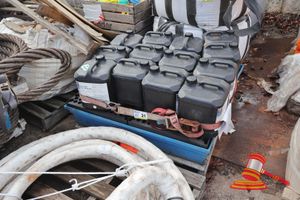 21 · 1 X BUND W/ 13 X 20Lt DRUMS - SULFAMIC ACID 20%
