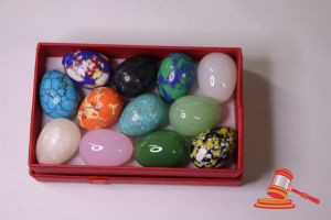 93 · EGG SHAPED POLISHED STONES
