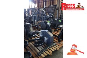 1 X Pulse Fitness L Train Machine, Model: 270g, Sn:270g-05328, Untested, Approx; 920mm L X 850mm W X 1.5m H , On A Pallet