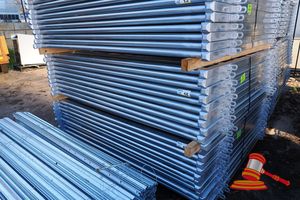 16 · PORTABLE CATTLE PANELS, 10 x 2.1M x 1.8M, W/BAG OF NUTS & BOLTS