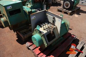 48 · 1 X STAMFORD GENERATOR, MODEL: UC.I274F13, SN:X20L492401, 3 PHASE, 160KVA, APPROX; 940MM L X 520MM W X 730MM H, POSS INCOMPLETE, UNTESTED, ON A PALLET (NO ASSET NO) (S44#RITM0896397)