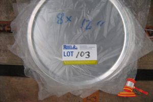 103 · 8 PIZZA TRAYS 12''