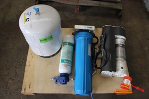 52 · Reverse Osmosis Kit including 35L Tank, 3 x Filters, Condition: Unknown, Untested