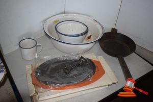 Unused Lot of 2 Sizzle Platters with Enamel Wash Bowl & Steel Skillet